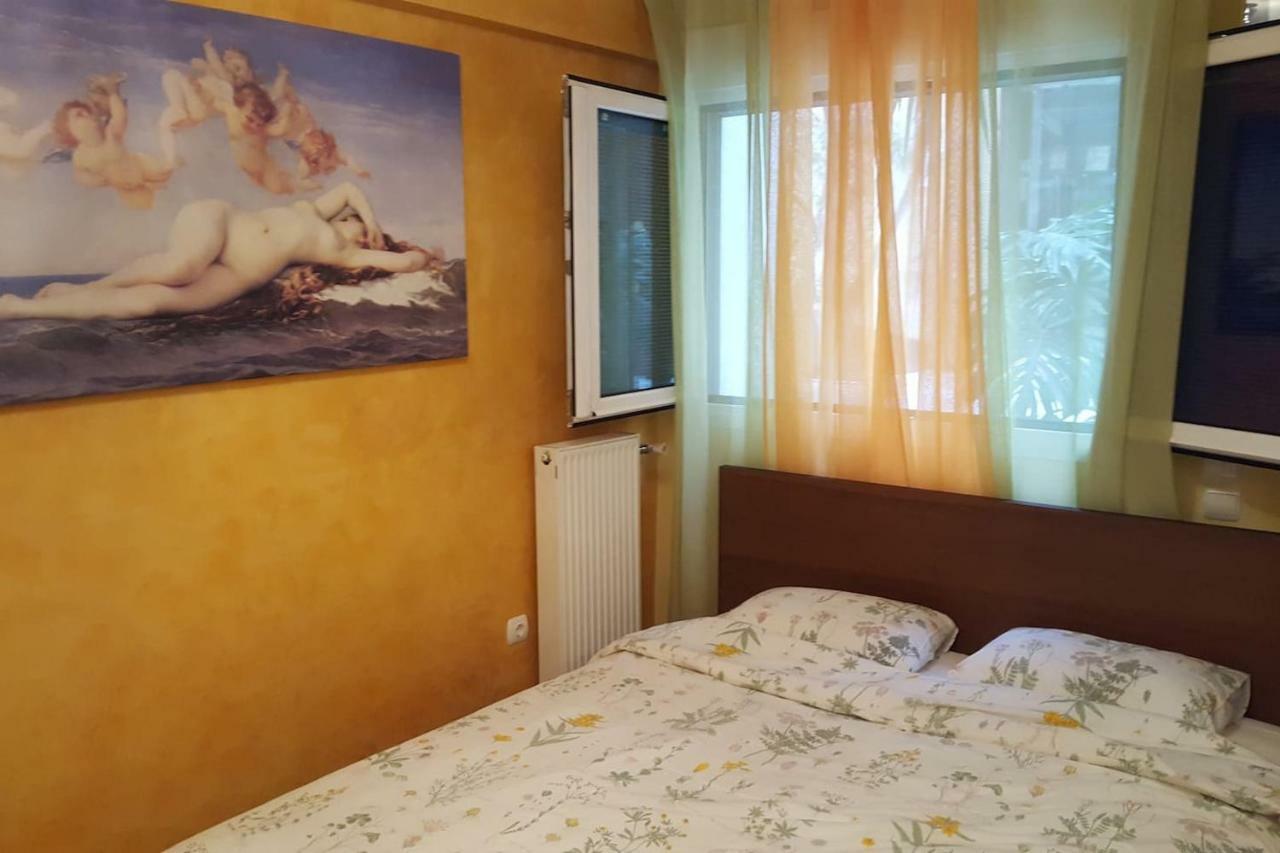 Quiet Apartment In Plaka Athens Exterior photo